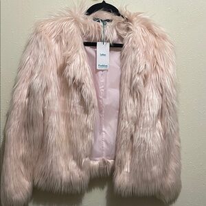 NWT Chic Faux Fur Jacket in Blush Pink